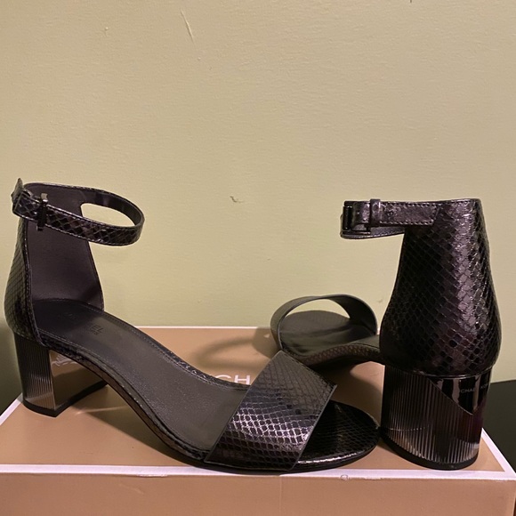 Silver , new sandals - Picture 1 of 2